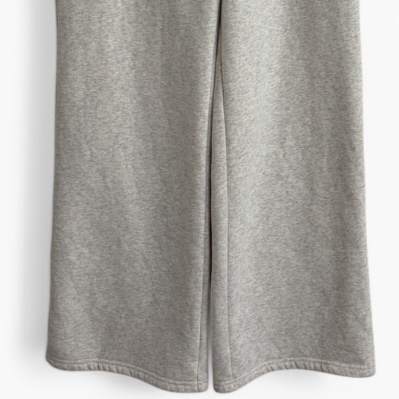 Abercrombie & Fitch Grey Wide Leg Smooth Fleece Drawstring Sweatpants Sz M - Picture 5 of 10
